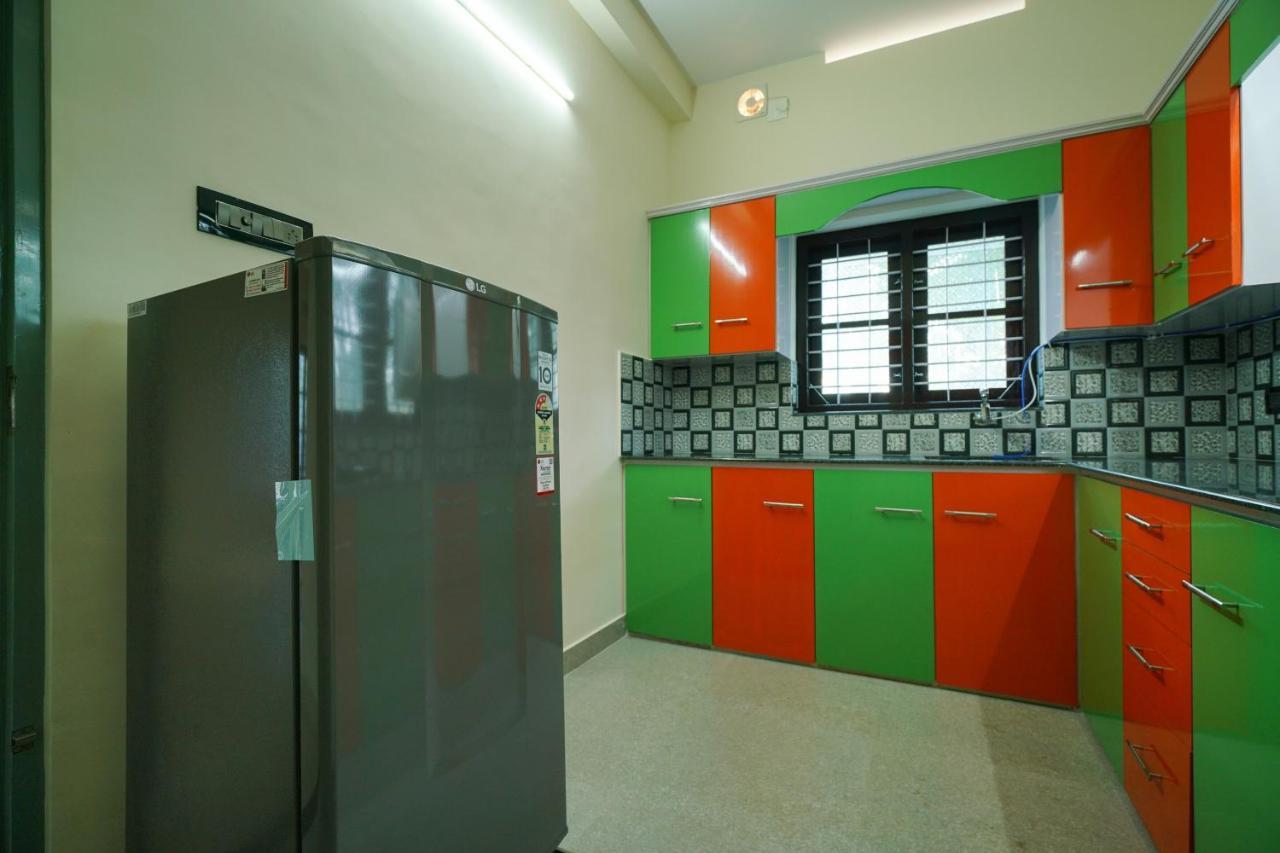 OYO 79750 Majestic Stays Kazhakuttam Zewnętrze zdjęcie