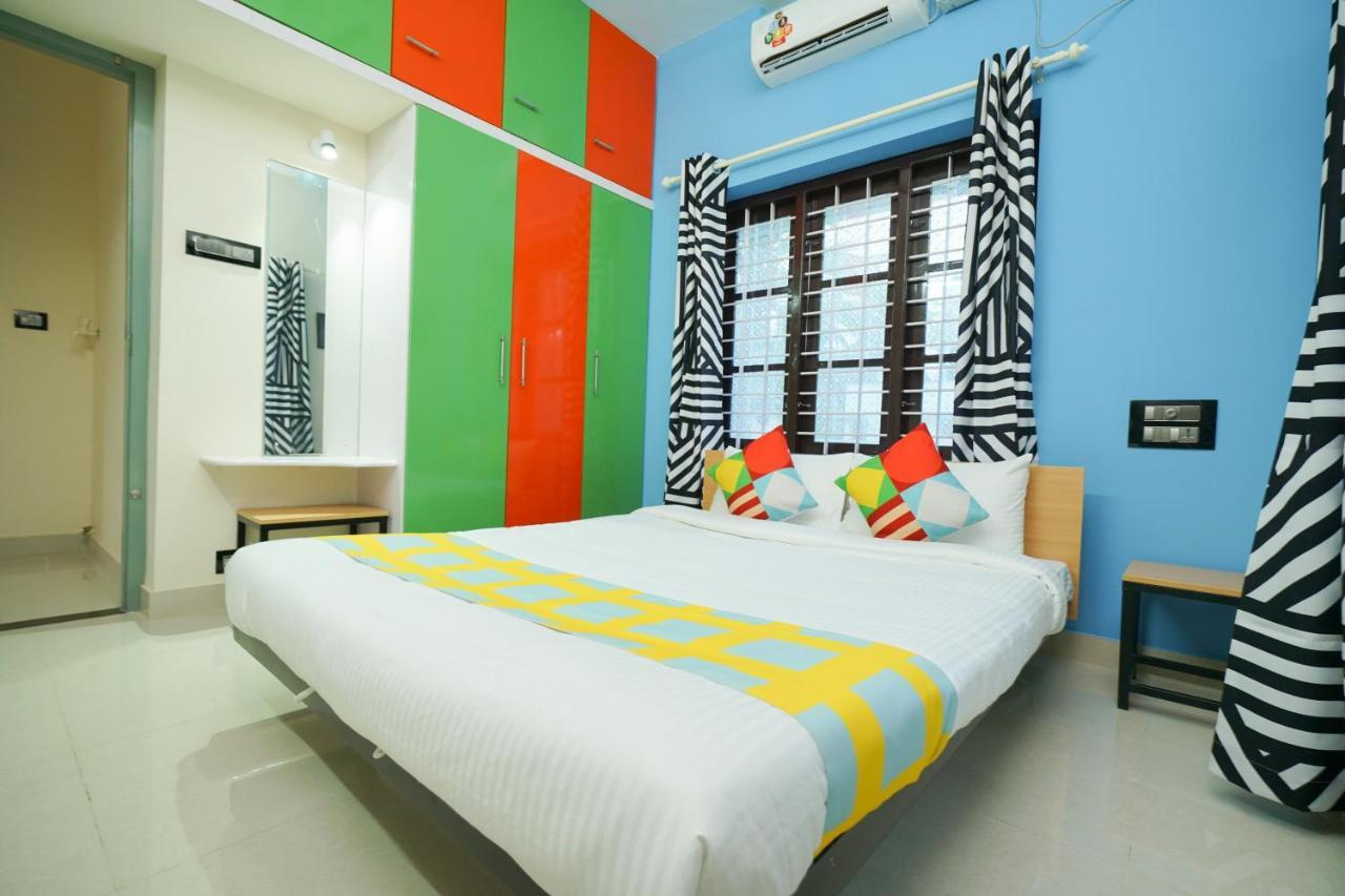 OYO 79750 Majestic Stays Kazhakuttam Zewnętrze zdjęcie